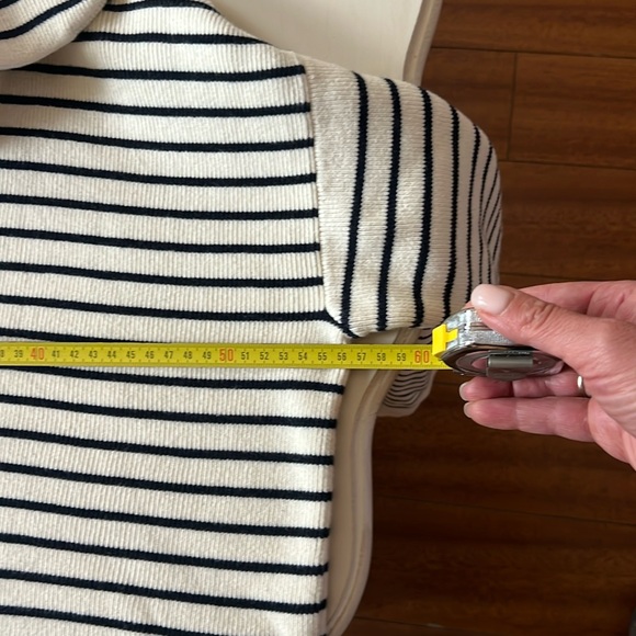 CELINE Paris 'MARIN' OPEN-COLLAR SWEATER IN COTTON - Picture 17 of 17